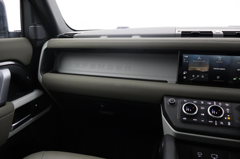 2023 (23) LAND ROVER DEFENDER 3.0 D250 X-Dynamic SE 110 5dr Auto [7 Seat] 4907006