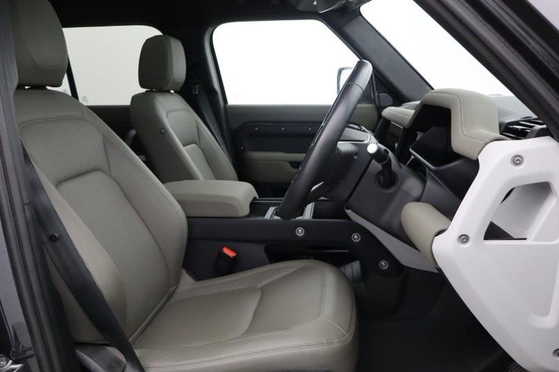 2023 (23) LAND ROVER DEFENDER 3.0 D250 X-Dynamic SE 110 5dr Auto [7 Seat] 4907014