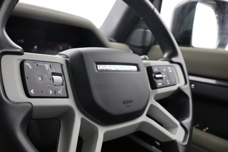 2023 (23) LAND ROVER DEFENDER 3.0 D250 X-Dynamic SE 110 5dr Auto [7 Seat] 4907009