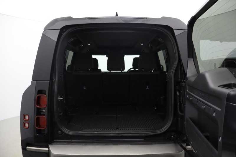 2023 (23) LAND ROVER DEFENDER 3.0 D250 X-Dynamic SE 110 5dr Auto [7 Seat] 4906965