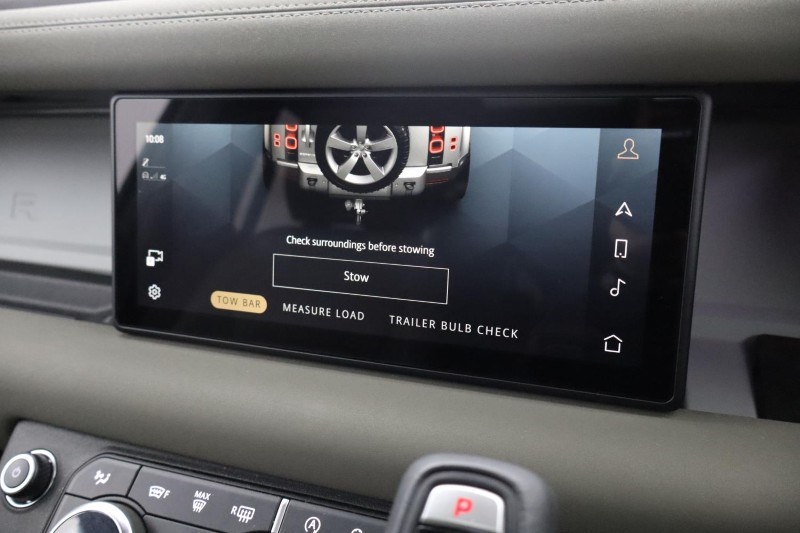 2023 (23) LAND ROVER DEFENDER 3.0 D250 X-Dynamic SE 110 5dr Auto [7 Seat] 4907028