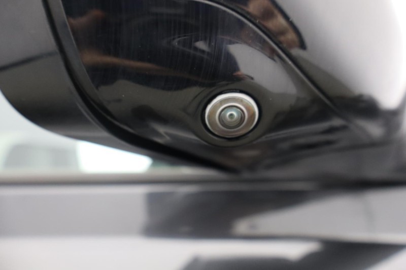 2023 (23) LAND ROVER DEFENDER 3.0 D250 X-Dynamic SE 110 5dr Auto [7 Seat] 4906978