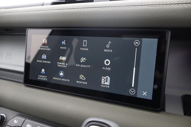 2023 (23) LAND ROVER DEFENDER 3.0 D250 X-Dynamic SE 110 5dr Auto [7 Seat] 4907029