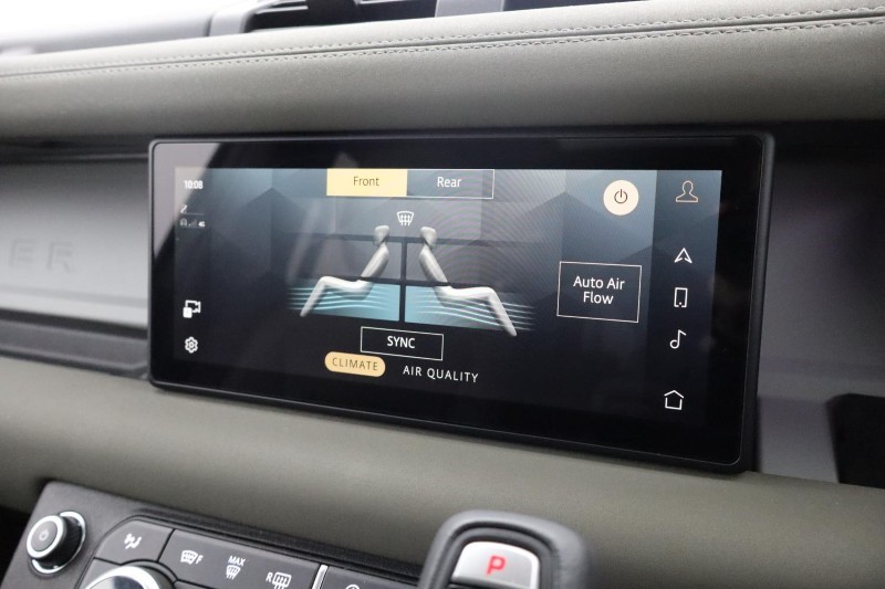 2023 (23) LAND ROVER DEFENDER 3.0 D250 X-Dynamic SE 110 5dr Auto [7 Seat] 4907027