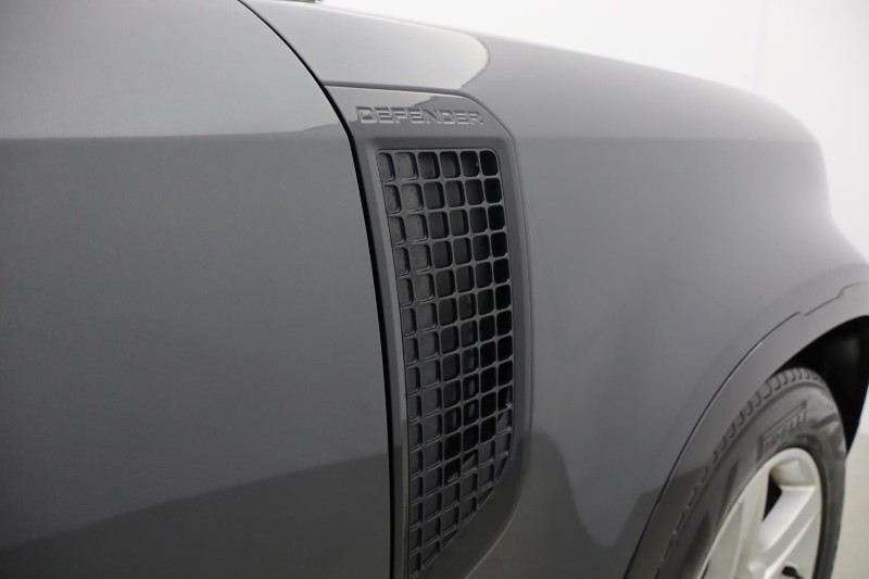 2023 (23) LAND ROVER DEFENDER 3.0 D250 X-Dynamic SE 110 5dr Auto [7 Seat] 4906977