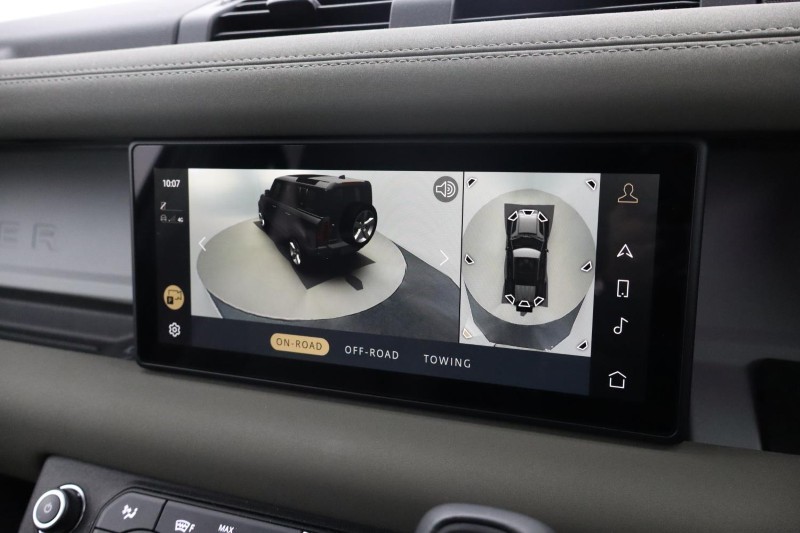2023 (23) LAND ROVER DEFENDER 3.0 D250 X-Dynamic SE 110 5dr Auto [7 Seat] 4907021