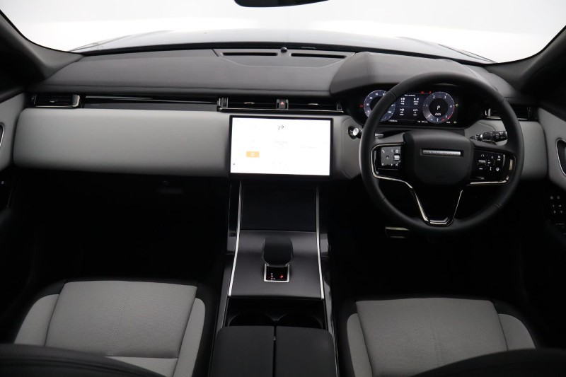 2025 (75) LAND ROVER RANGE ROVER VELAR 2.0 D200 MHEV Dynamic SE 5dr Auto 5591063