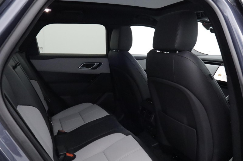 2025 (75) LAND ROVER RANGE ROVER VELAR 2.0 D200 MHEV Dynamic SE 5dr Auto 5591100