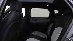 2025 (75) LAND ROVER RANGE ROVER VELAR 2.0 D200 MHEV Dynamic SE 5dr Auto 5591098