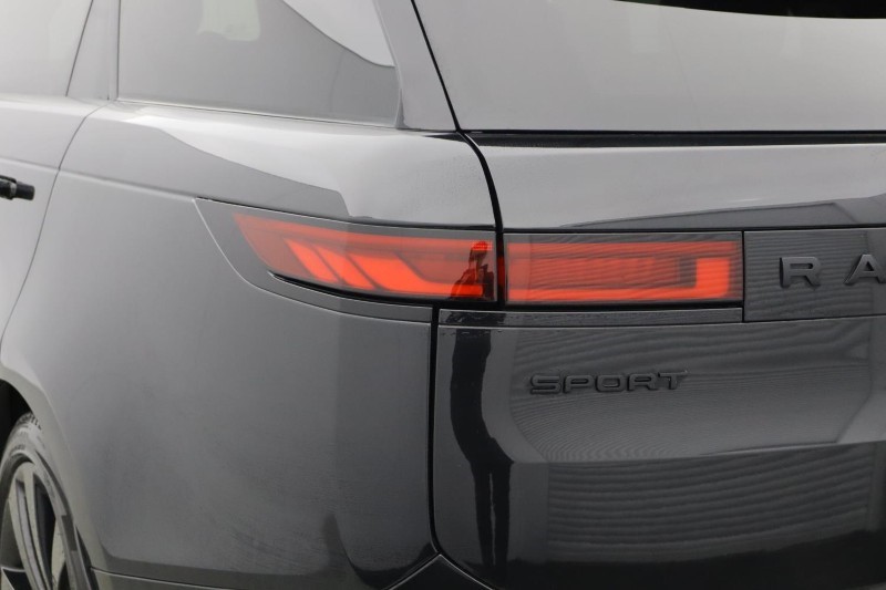 2023 (23) LAND ROVER RANGE ROVER SPORT 3.0 D350 First Edition 5dr Auto 4896358