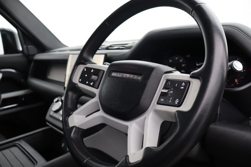 2022 (72) LAND ROVER DEFENDER 3.0 D250 X-Dynamic HSE 110 5dr Auto [7 Seat] 4920773