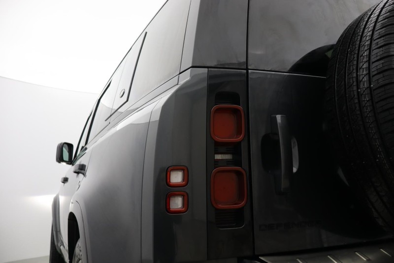 2022 (72) LAND ROVER DEFENDER 3.0 D250 X-Dynamic HSE 110 5dr Auto [7 Seat] 4920755