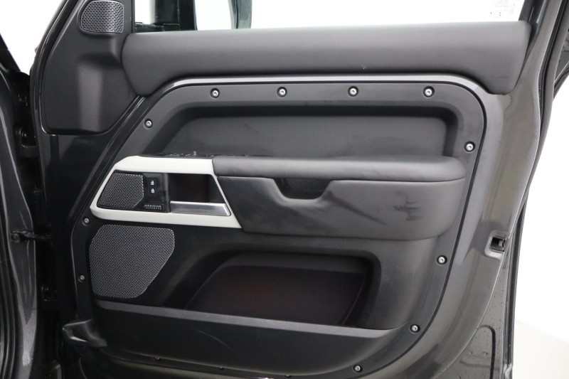 2022 (72) LAND ROVER DEFENDER 3.0 D250 X-Dynamic HSE 110 5dr Auto [7 Seat] 4920769