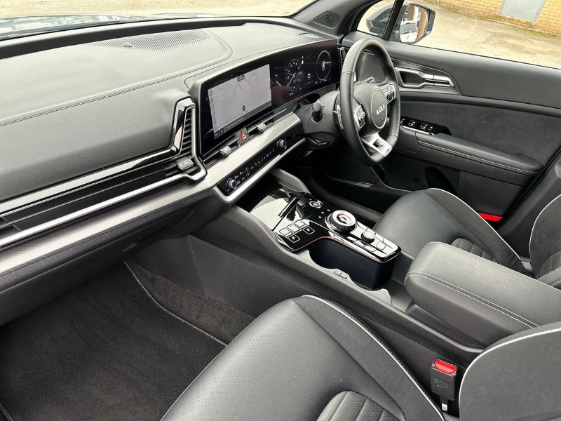 2024 (24) KIA SPORTAGE 1.6T GDi HEV GT-Line S 5dr Auto 3632919