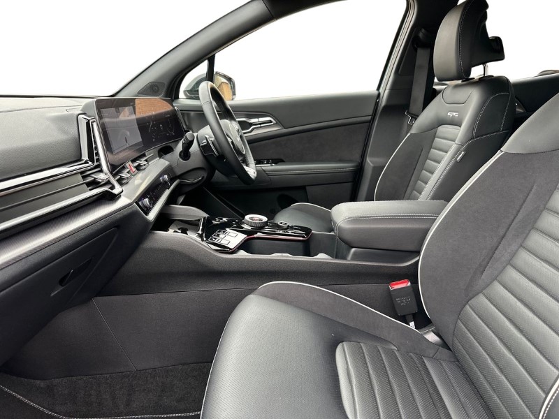 2024 (24) KIA SPORTAGE 1.6T GDi HEV GT-Line S 5dr Auto 3632888