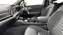 2024 (24) KIA SPORTAGE 1.6T GDi HEV GT-Line S 5dr Auto 3632888