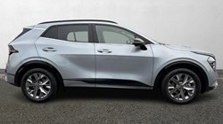 2024 (24) KIA SPORTAGE 1.6T GDi HEV GT-Line S 5dr Auto 3632890