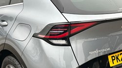 2024 (24) KIA SPORTAGE 1.6T GDi HEV GT-Line S 5dr Auto 3632927