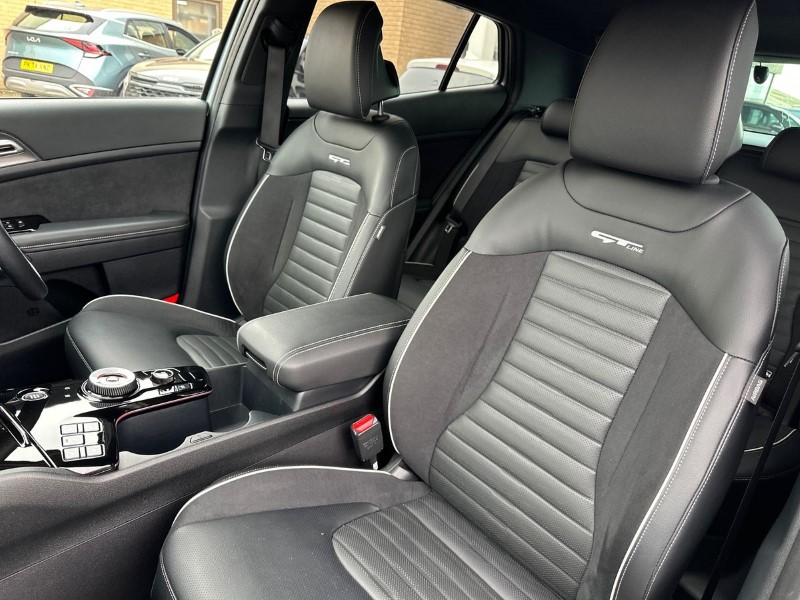 2024 (24) KIA SPORTAGE 1.6T GDi HEV GT-Line S 5dr Auto 3632918