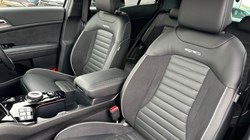 2024 (24) KIA SPORTAGE 1.6T GDi HEV GT-Line S 5dr Auto 3632918