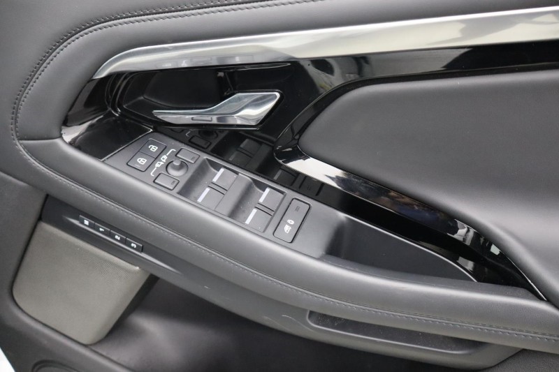 2022 (22) LAND ROVER RANGE ROVER EVOQUE 2.0 D200 Autobiography 5dr Auto 4907154