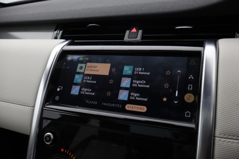 2022 (72) LAND ROVER DISCOVERY SPORT 1.5 P300e R-Dynamic SE 5dr Auto [5 Seat] 4908614