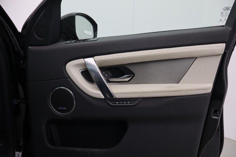 2022 (72) LAND ROVER DISCOVERY SPORT 1.5 P300e R-Dynamic SE 5dr Auto [5 Seat] 4908599