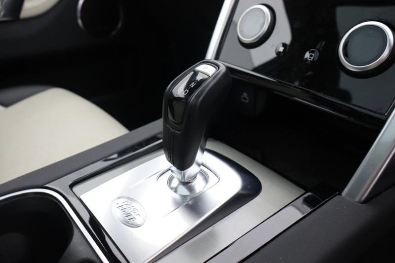 2022 (72) LAND ROVER DISCOVERY SPORT 1.5 P300e R-Dynamic SE 5dr Auto [5 Seat] 4908606