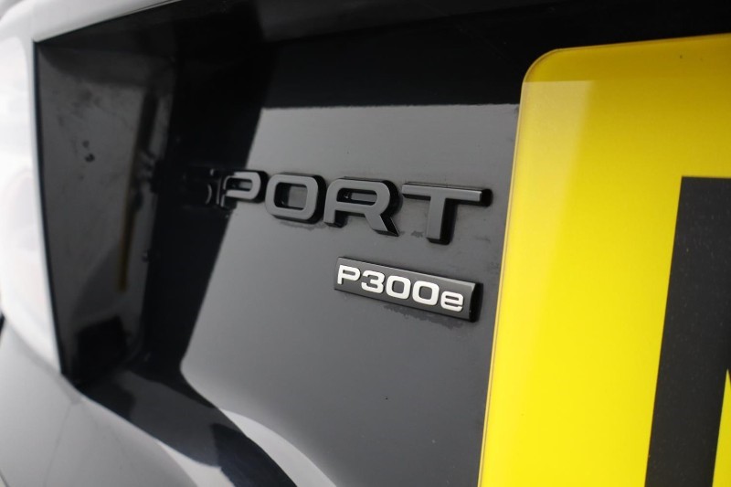 2022 (72) LAND ROVER DISCOVERY SPORT 1.5 P300e R-Dynamic SE 5dr Auto [5 Seat] 4908567