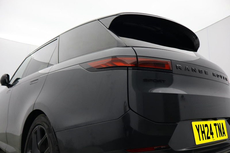 2024 (24) LAND ROVER RANGE ROVER SPORT 3.0 D300 Dynamic SE 5dr Auto 4931414