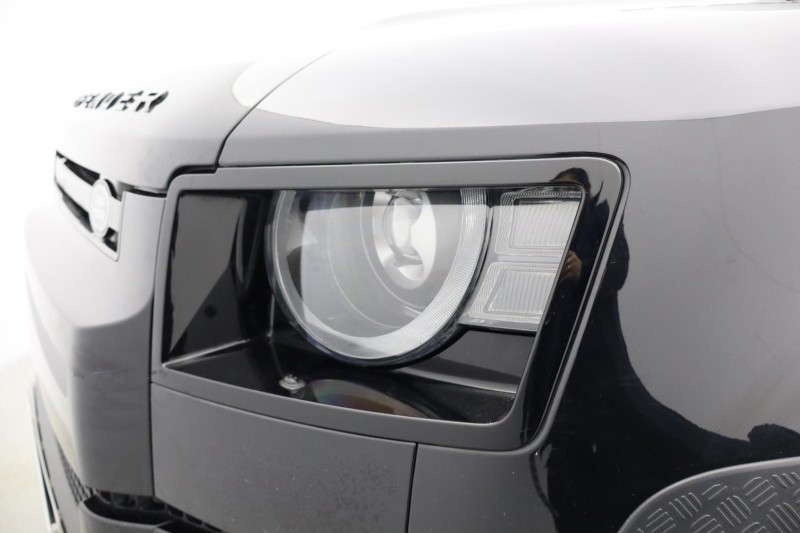 2023 (73) LAND ROVER COMMERCIAL DEFENDER 3.0 D300 Hard Top X-Dynamic HSE Auto 4916200