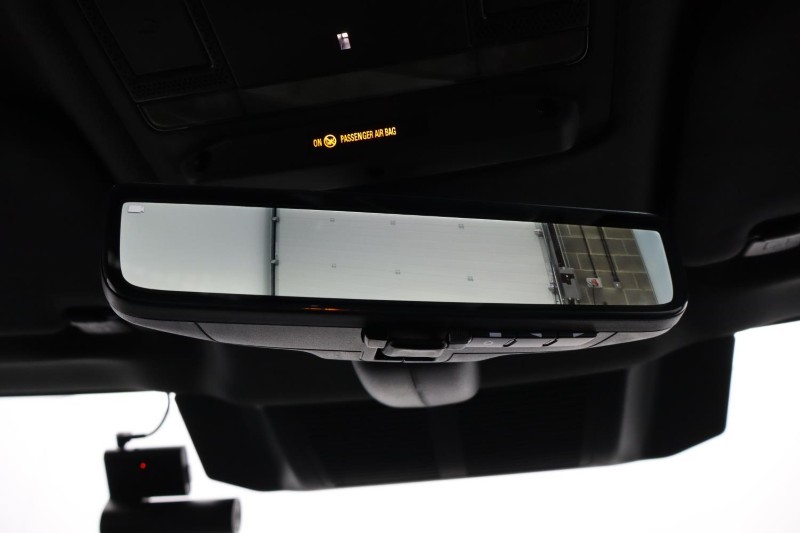 2023 (73) LAND ROVER COMMERCIAL DEFENDER 3.0 D300 Hard Top X-Dynamic HSE Auto 4916230