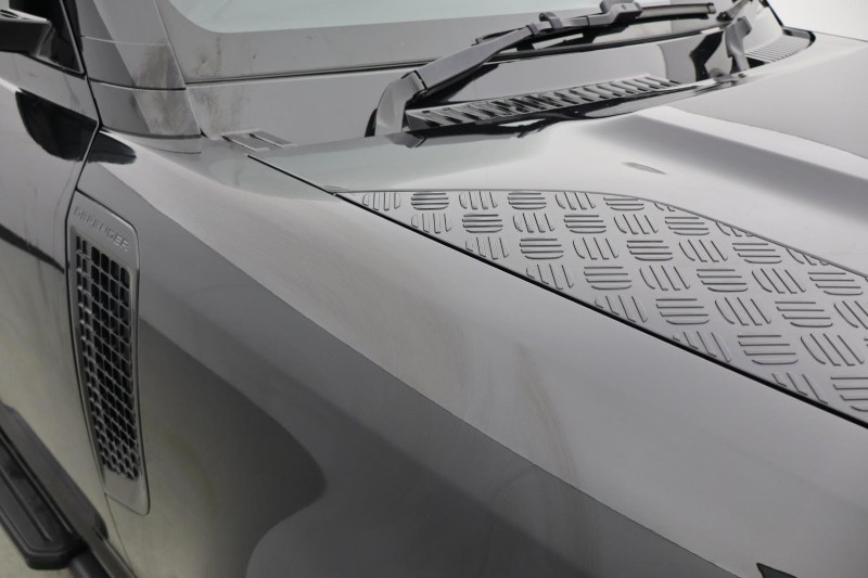 2023 (73) LAND ROVER COMMERCIAL DEFENDER 3.0 D300 Hard Top X-Dynamic HSE Auto 4916210