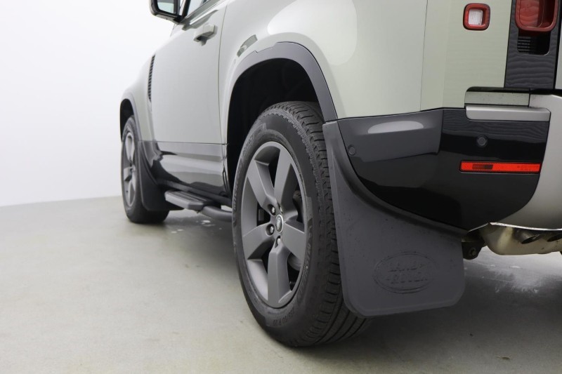 2024 (74) LAND ROVER DEFENDER 3.0 D250 X-Dynamic SE 90 3dr Auto 4903184