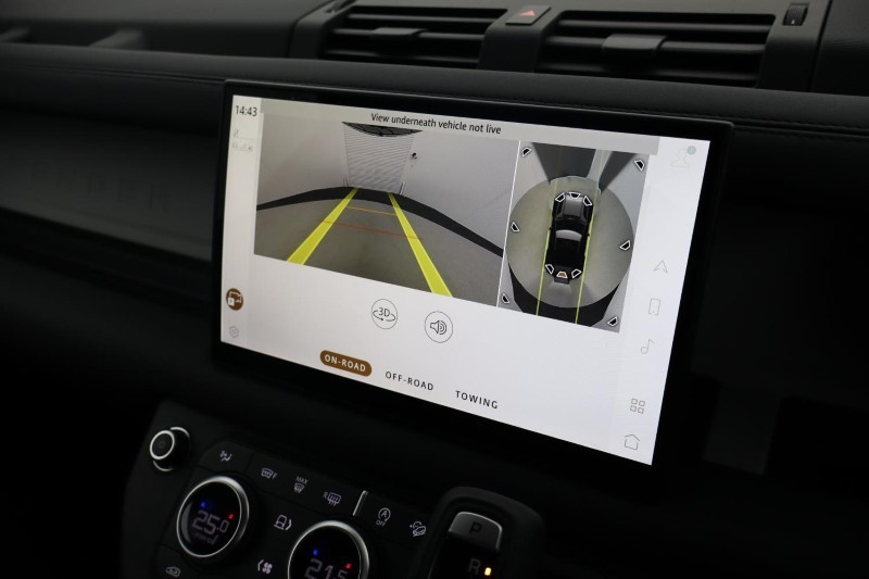 2024 (74) LAND ROVER DEFENDER 3.0 D250 X-Dynamic SE 90 3dr Auto 4903168