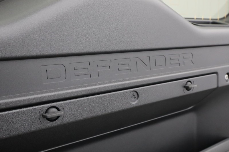 2024 (74) LAND ROVER DEFENDER 3.0 D250 X-Dynamic SE 90 3dr Auto 4903186