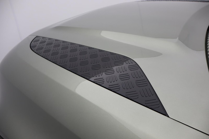 2024 (74) LAND ROVER DEFENDER 3.0 D250 X-Dynamic SE 90 3dr Auto 4903154