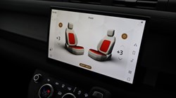 2024 (74) LAND ROVER DEFENDER 3.0 D250 X-Dynamic SE 90 3dr Auto 4903169