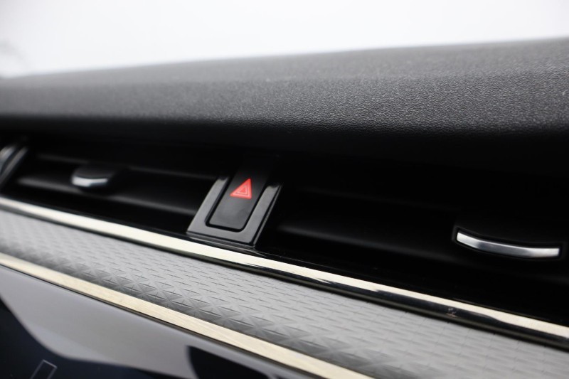 2022 (72) LAND ROVER RANGE ROVER EVOQUE 2.0 D200 Evoque Edition 5dr Auto 4915736