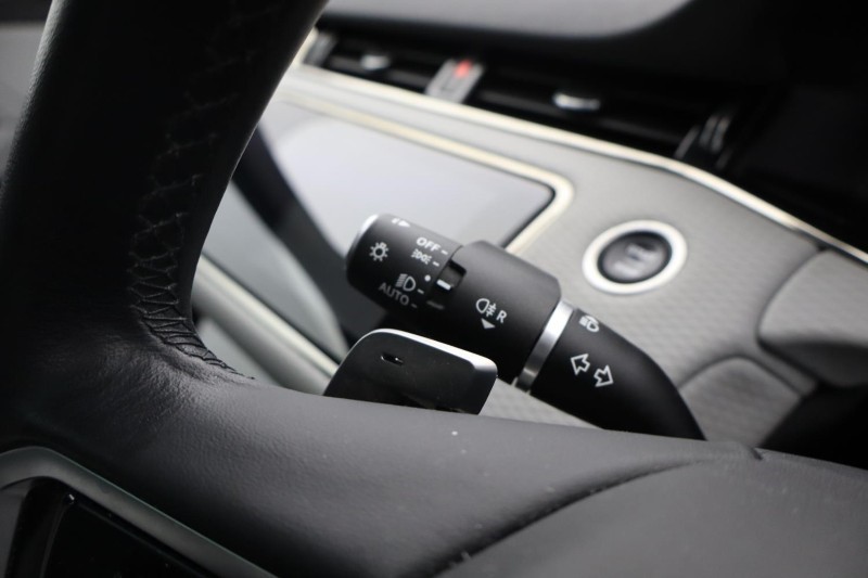 2022 (72) LAND ROVER RANGE ROVER EVOQUE 2.0 D200 Evoque Edition 5dr Auto 4915706