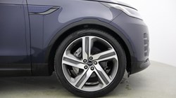 2022 (22) LAND ROVER DISCOVERY 3.0 D300 R-Dynamic HSE 5dr Auto 4912112