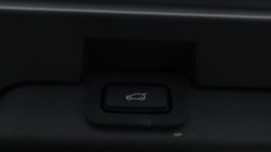 2022 (22) LAND ROVER DISCOVERY 3.0 D300 R-Dynamic HSE 5dr Auto 4912178