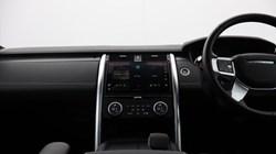 2022 (22) LAND ROVER DISCOVERY 3.0 D300 R-Dynamic HSE 5dr Auto 4912142