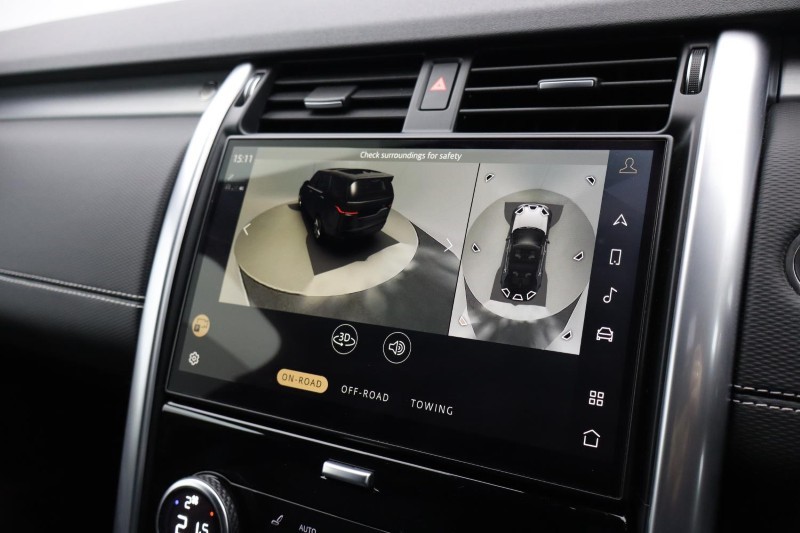 2022 (22) LAND ROVER DISCOVERY 3.0 D300 R-Dynamic HSE 5dr Auto 4913093