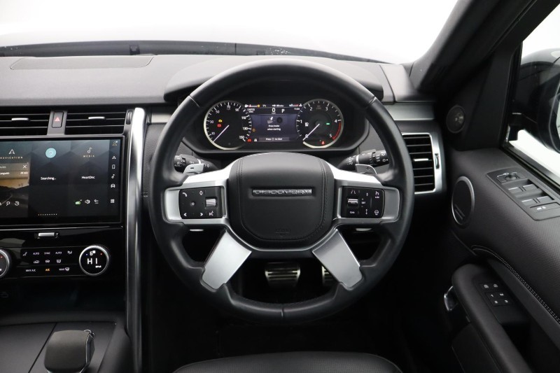 2022 (22) LAND ROVER DISCOVERY 3.0 D300 R-Dynamic HSE 5dr Auto 4912144