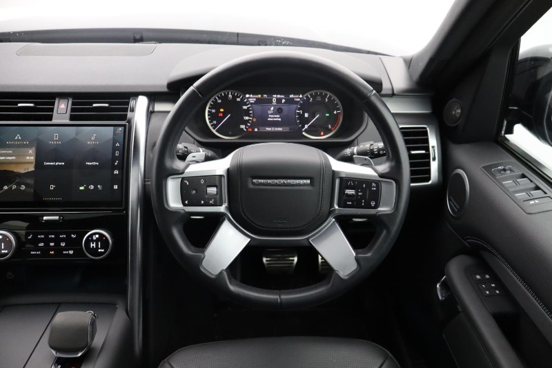 2022 (22) LAND ROVER DISCOVERY 3.0 D300 R-Dynamic HSE 5dr Auto 4912145
