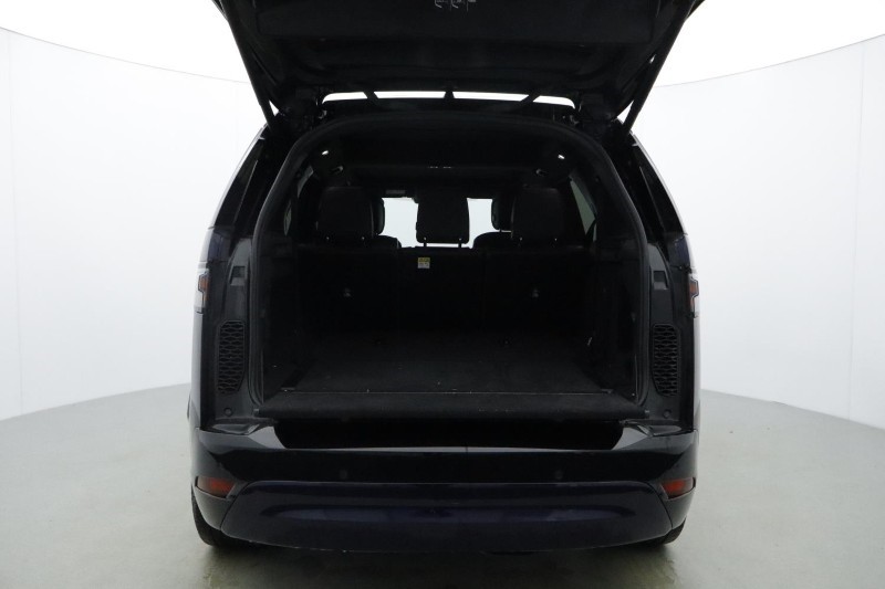 2022 (22) LAND ROVER DISCOVERY 3.0 D300 R-Dynamic HSE 5dr Auto 4912176