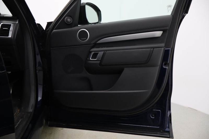 2022 (22) LAND ROVER DISCOVERY 3.0 D300 R-Dynamic HSE 5dr Auto 4912134