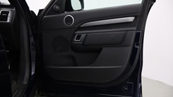 2022 (22) LAND ROVER DISCOVERY 3.0 D300 R-Dynamic HSE 5dr Auto 4912134