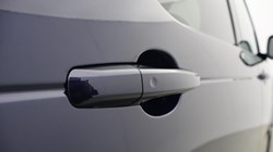 2022 (22) LAND ROVER DISCOVERY 3.0 D300 R-Dynamic HSE 5dr Auto 4912127